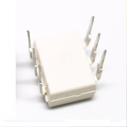 CIRCUIT INTEGRE OPTOCOUPLEUR MOC3020 6 PINS