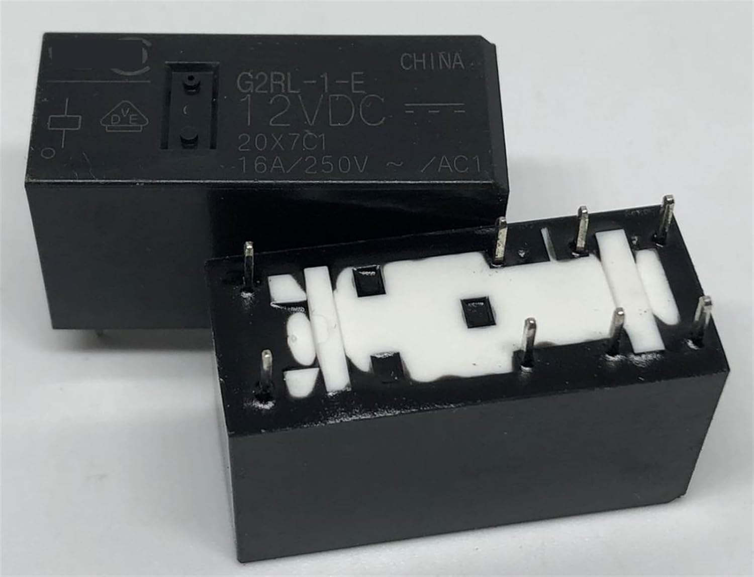 RELAIS 12V 8 COSSE 1 LAME 16A OMRON